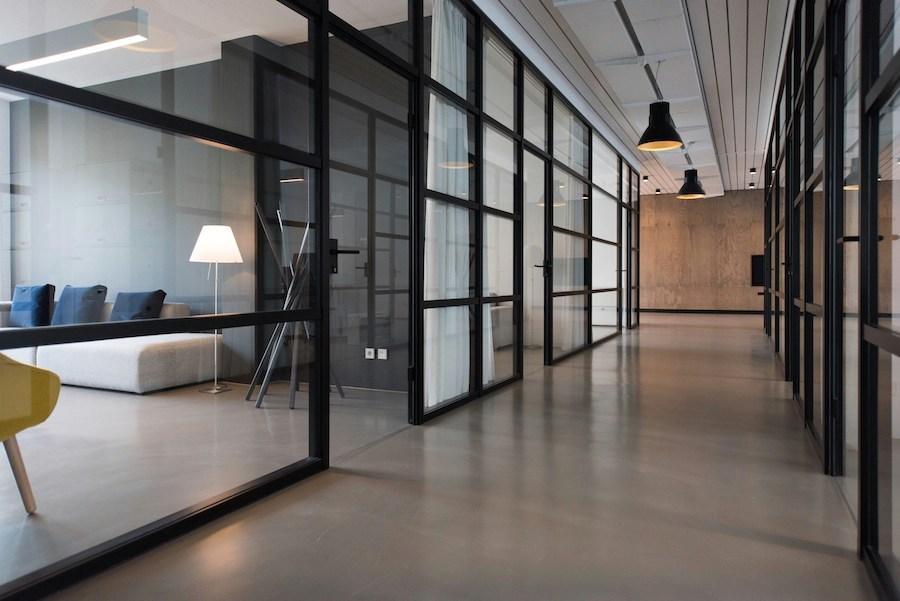 Bureaux vides réquisitionnés par le gouvernement
