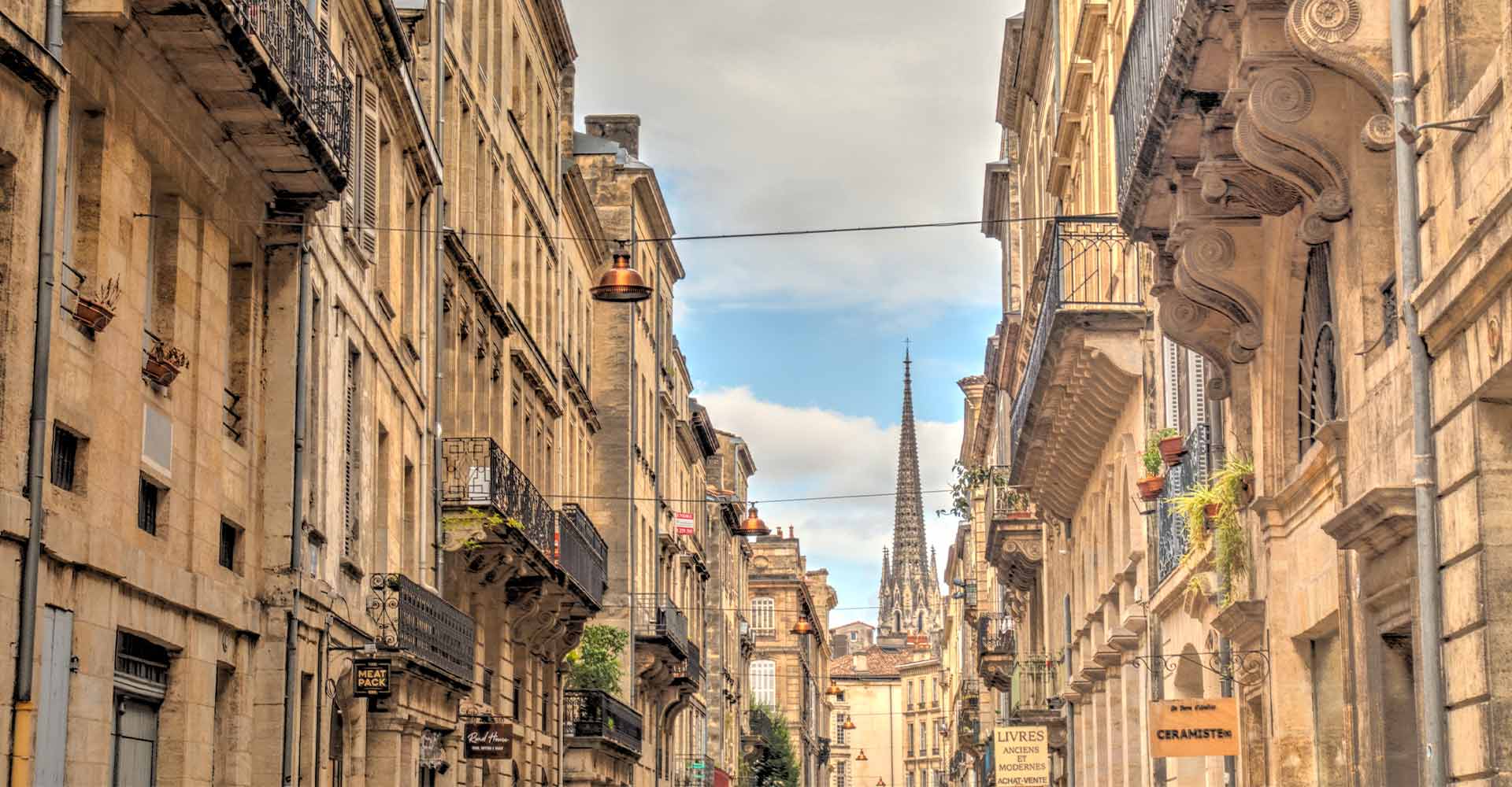 Rue Sainte Catherine de Bordeaux.