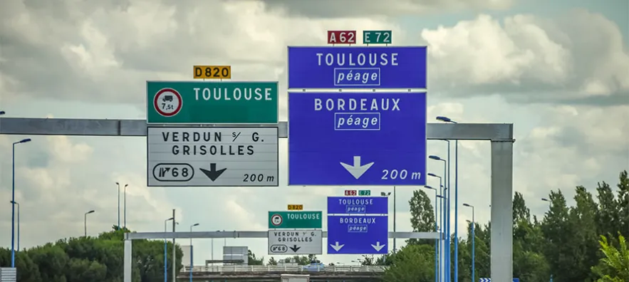 Photo panneau directionnel Toulouse & Bordeaux