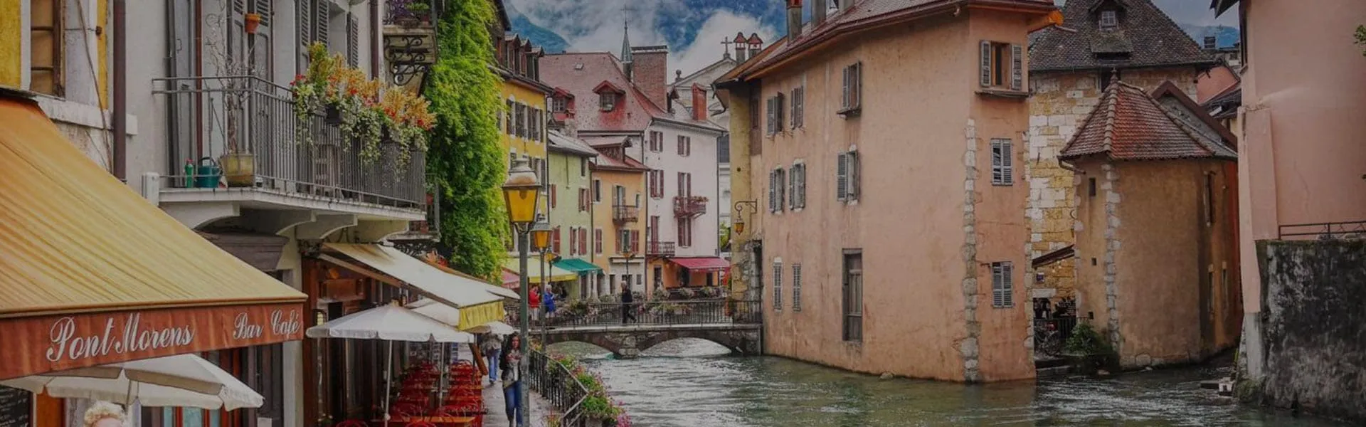 Photographie du cœur historique de la vieille ville d'Annecy