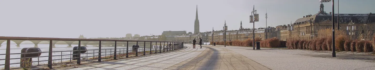 vue sur les quais de Bordeaux