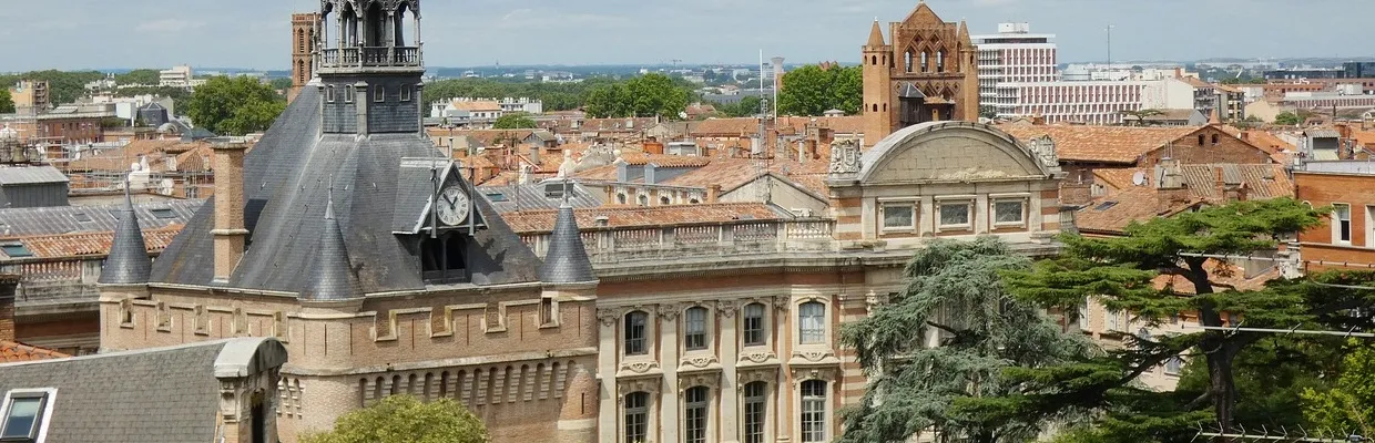 Vue aérienne du quartier du Capitole à Toulouse