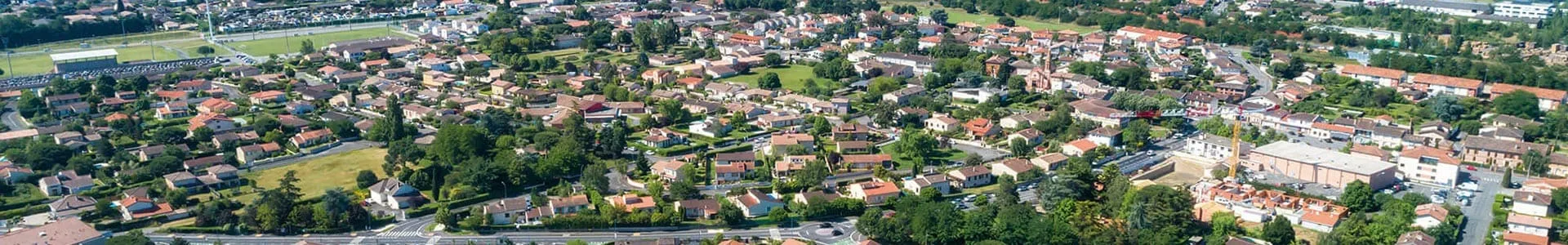 Vue aérienne du quartier autour de la résidence Le Clos du Marronnier