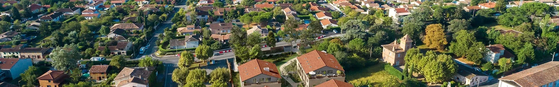 Vue aérienne du quartier autour de la résidence L'Allée de Thyia