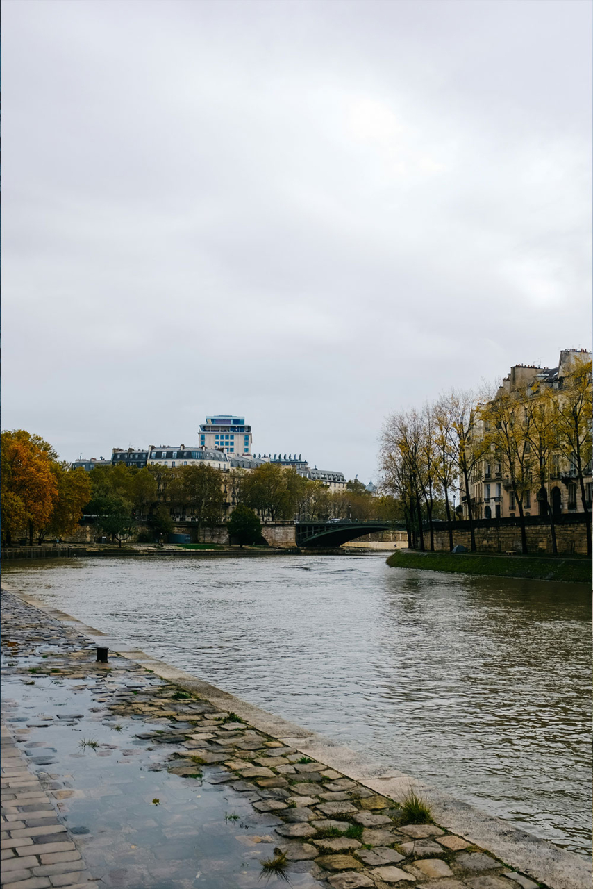 Photo d'un bâtiment dans les Hauts-de-Seine