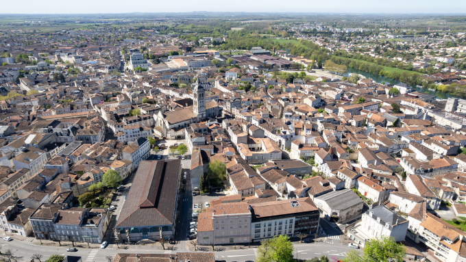 Vue aérienne de la résidence à Cognac